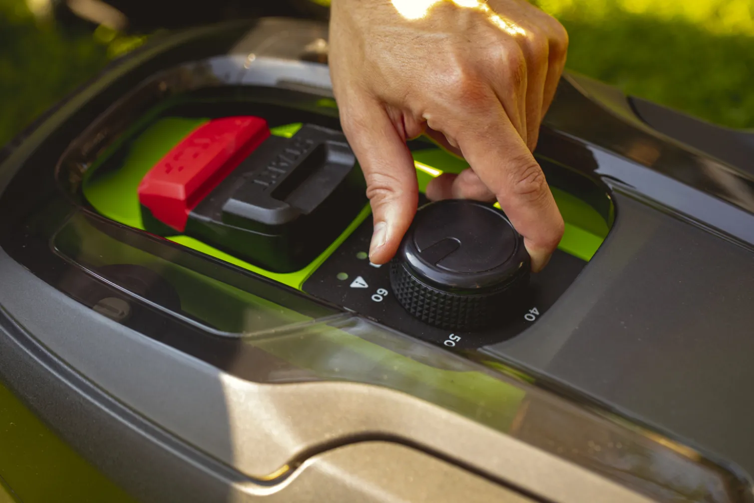 Robot koszący Greenworks OptiMow 5