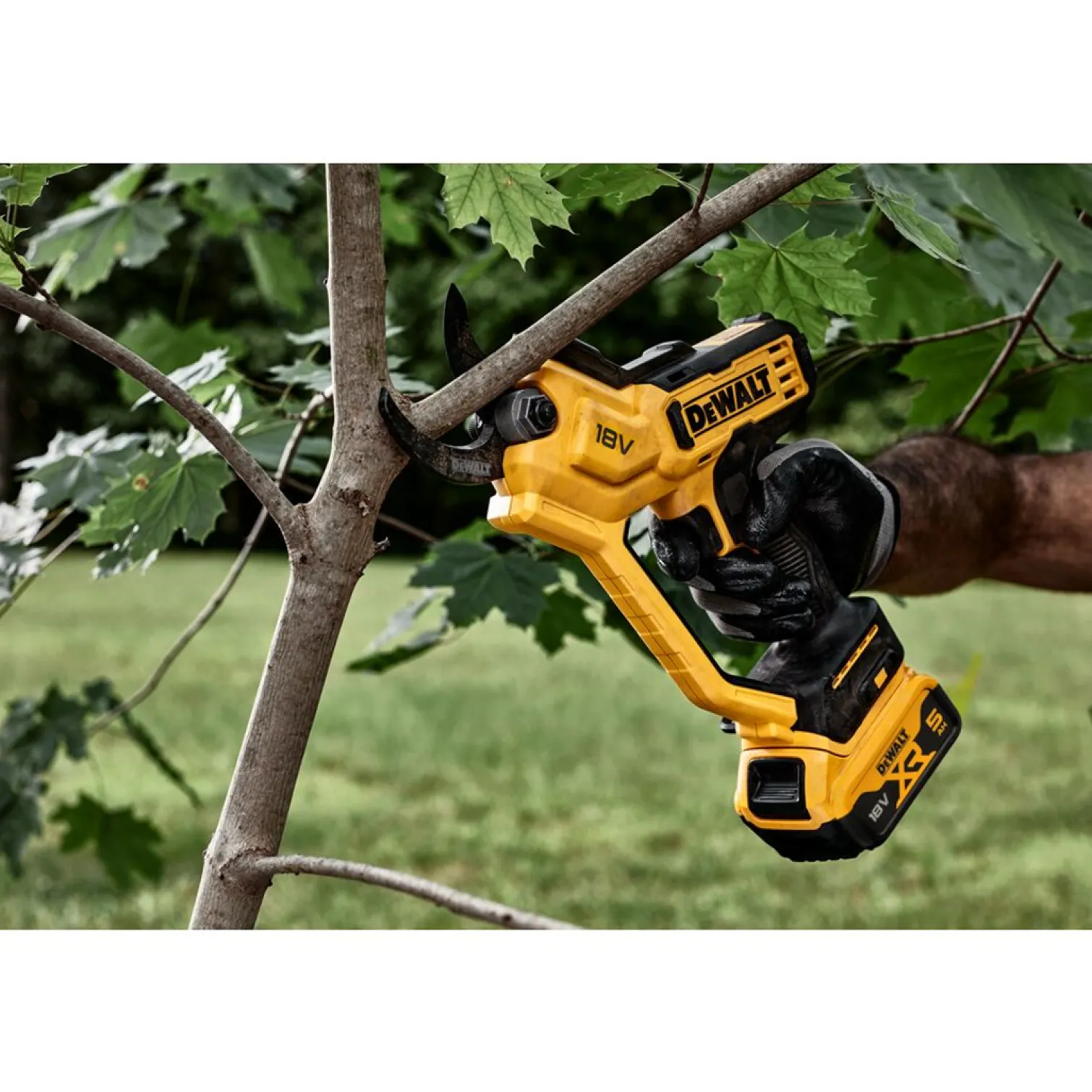 Sekator akumulatorowy DeWalt DCMPP568P1