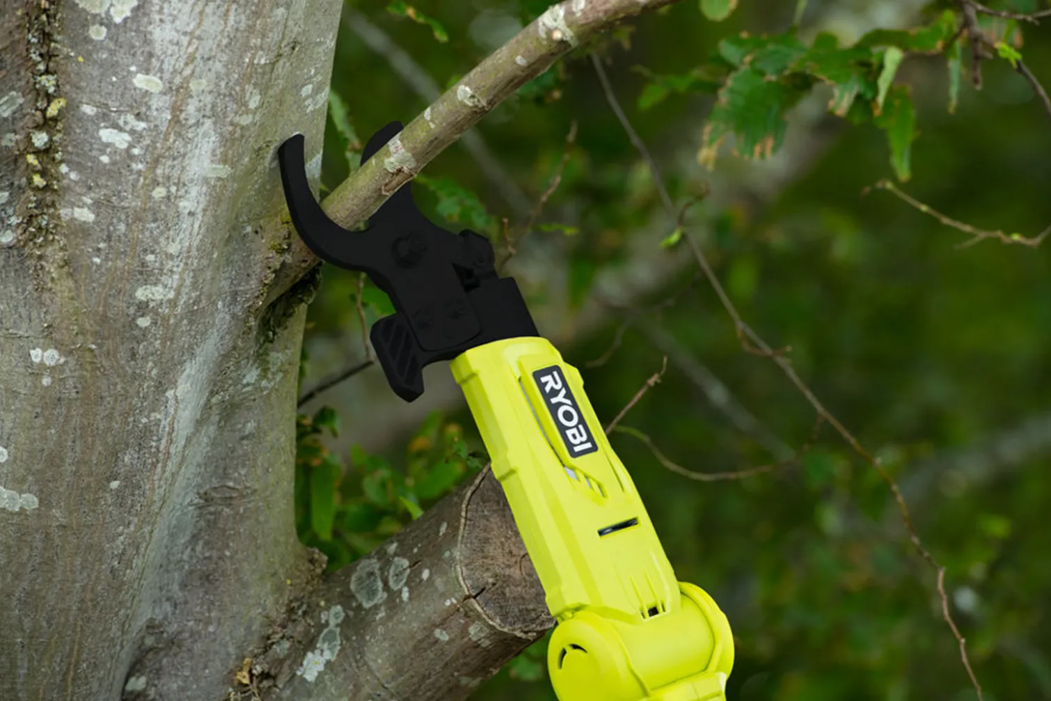 Sekator na wysięgniku Ryobi ONE+ RY18PLA-0