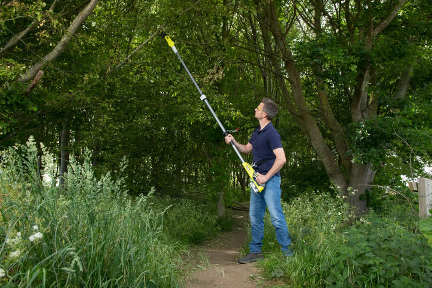 Sekator na wysięgniku Ryobi ONE+ RY18PLA-0