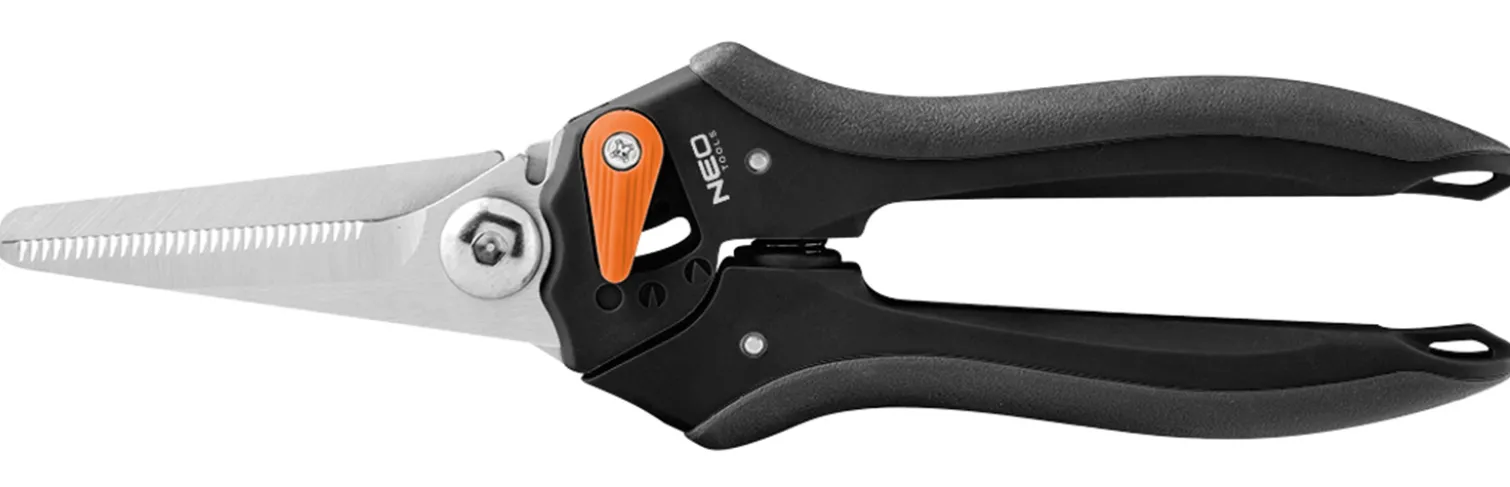 Sekator uniwersalny 210mm Neo 15-208