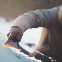 Skrobaczka do szyb Fiskars Solid