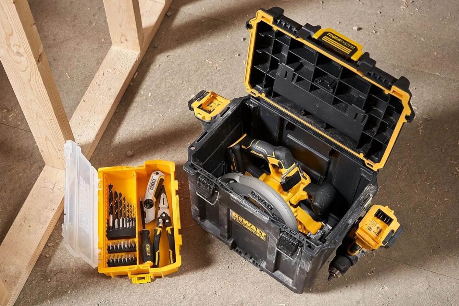 Skrzynia narzędziowa DeWalt TOUGHSYSTEM 2.0 DWST08035-1