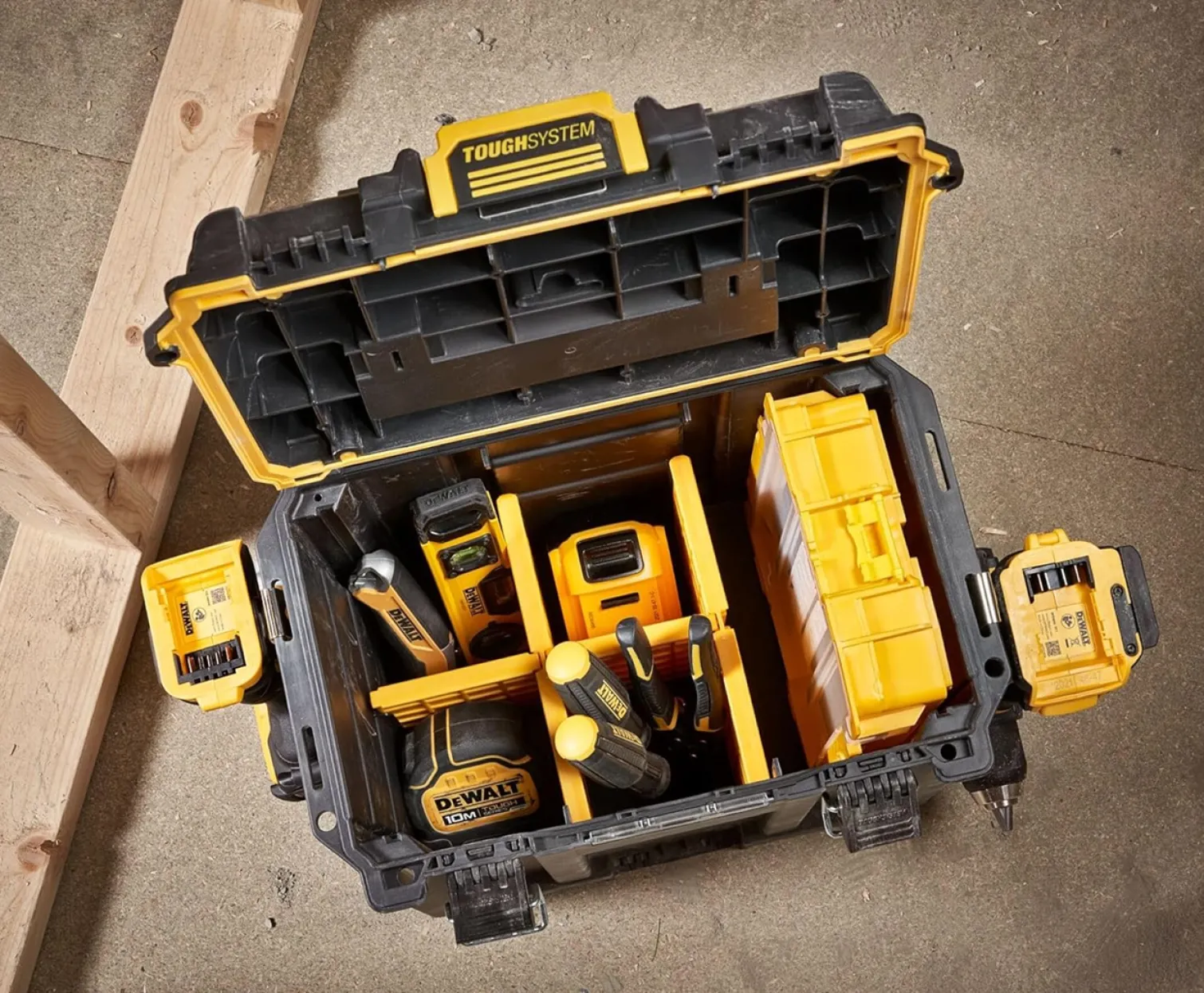 Skrzynia narzędziowa DeWalt TOUGHSYSTEM 2.0 DWST08035-1