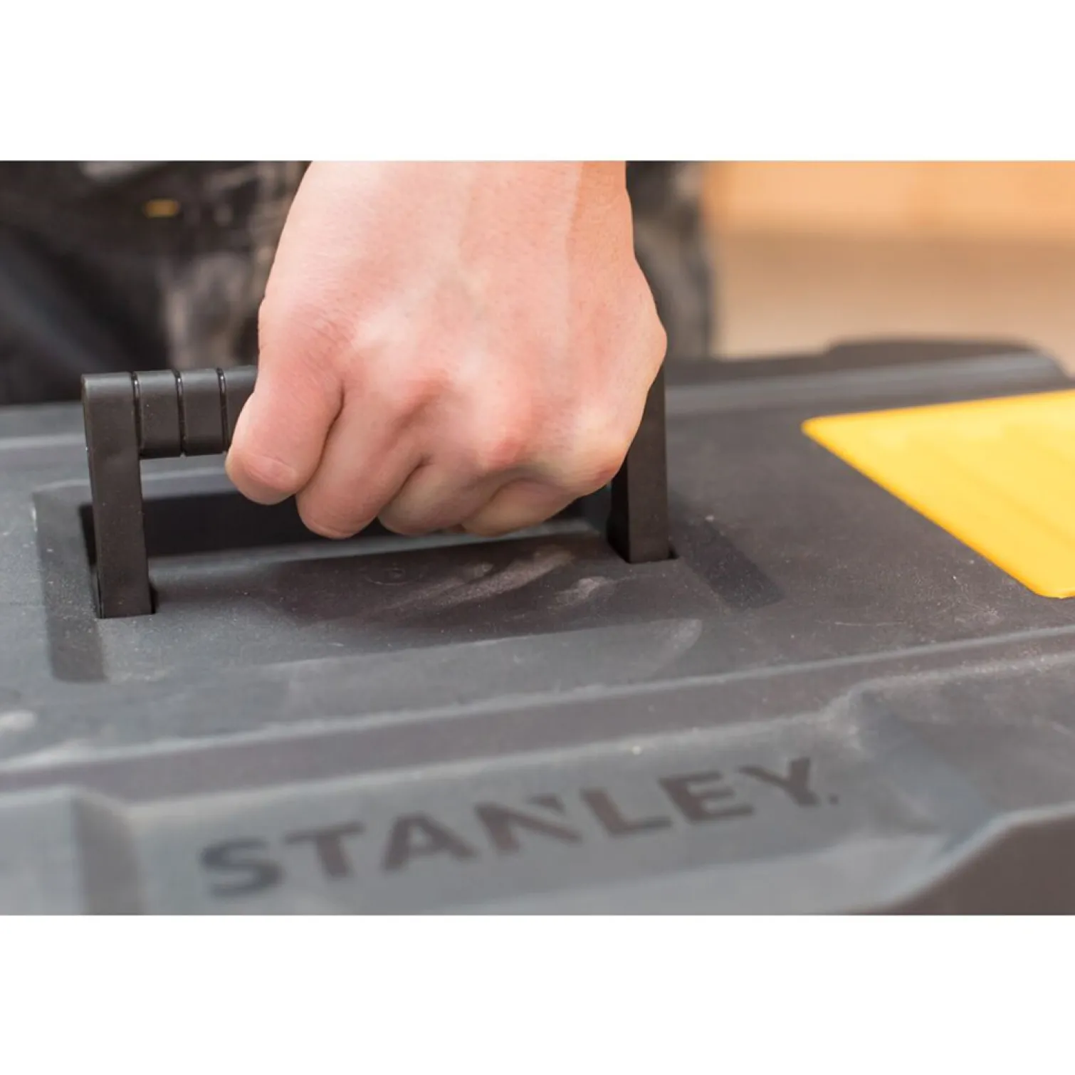 Skrzynia Stanley Essential