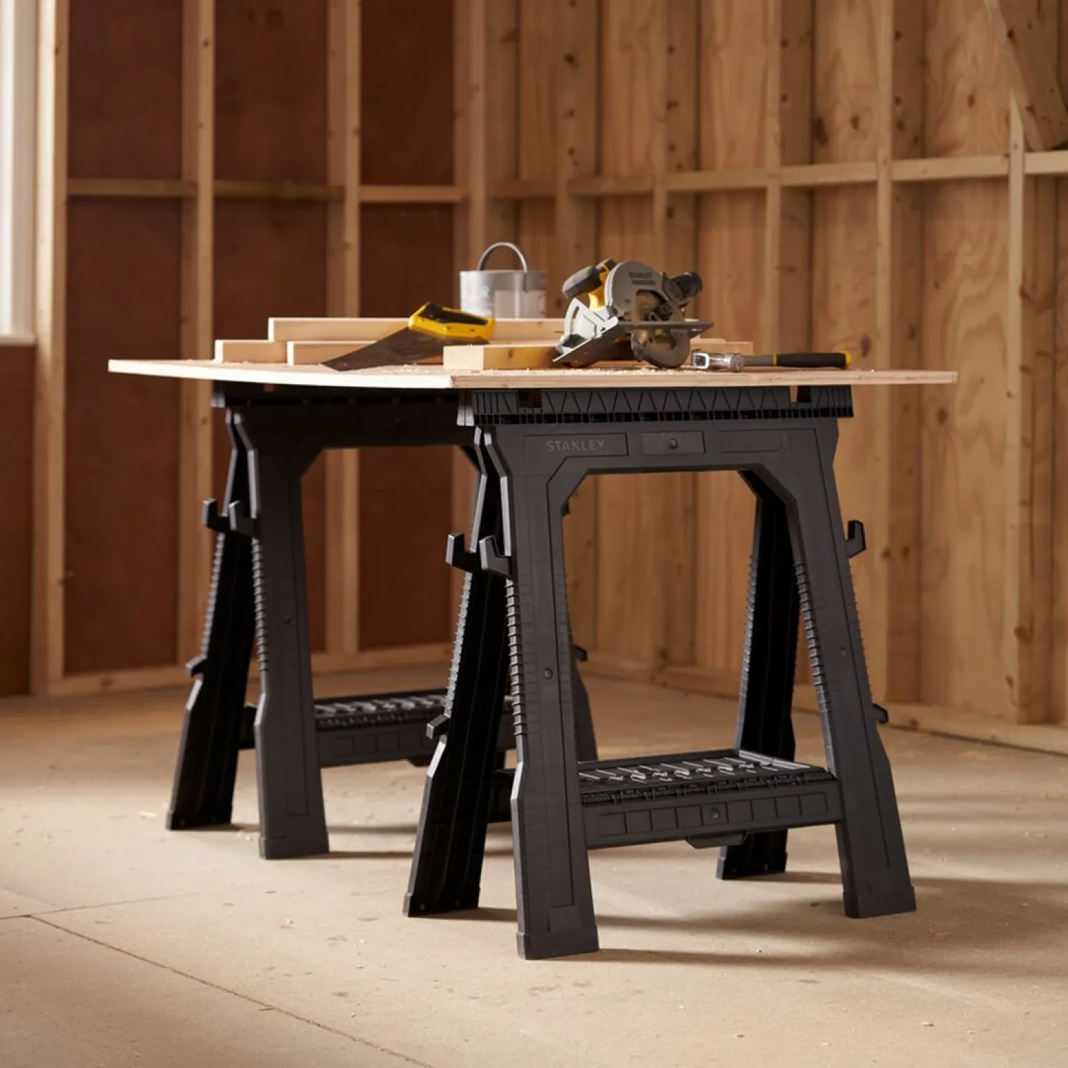 Stanley STST1-70713 Folding Sawhorse Twin Pack Stanley STST1-70713