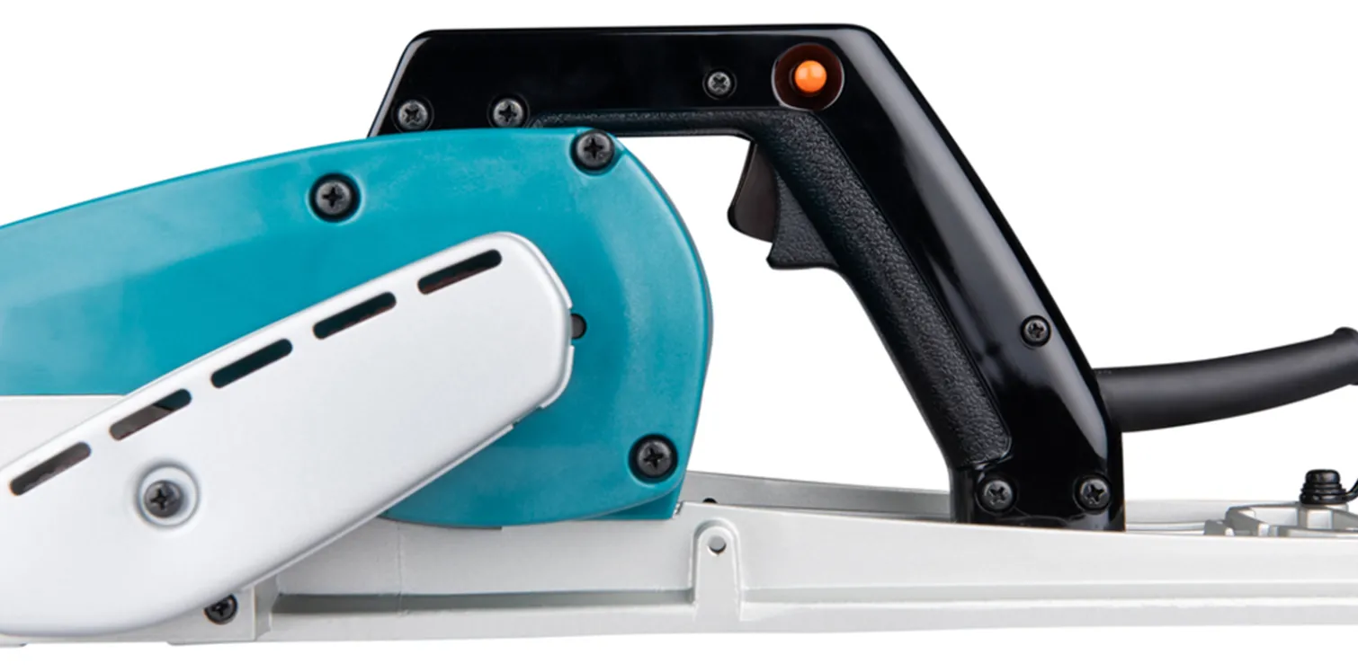 Strug Makita 1806B