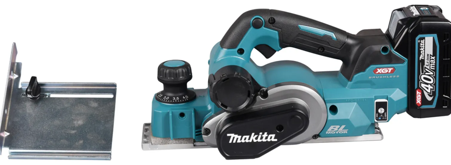 Strug Makita XGT KP001GM202 2x4,0Ah MAKPAC 3