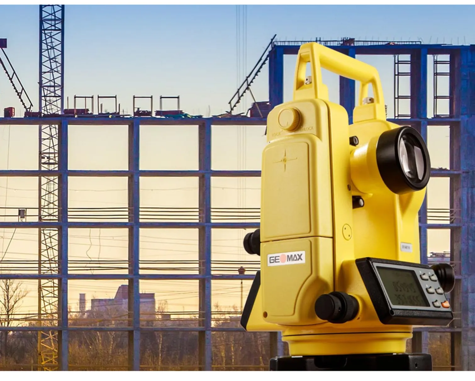 Teodolit elektroniczno-optyczny Geomax Zipp02