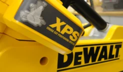 Ukośnica DeWalt DWS780