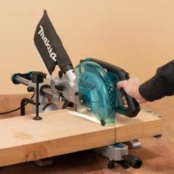 Ukośnica Makita LS0816F
