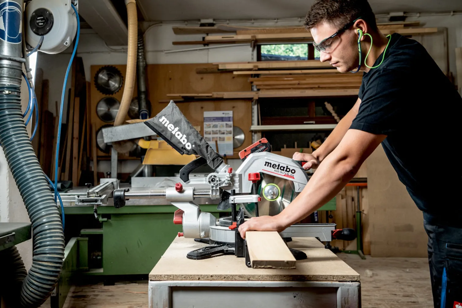 Ukośnica Metabo KGS 18 LTX BL 254