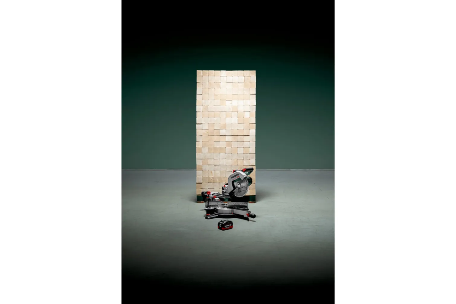 Ukośnica Metabo KGS 18 LTX BL 254