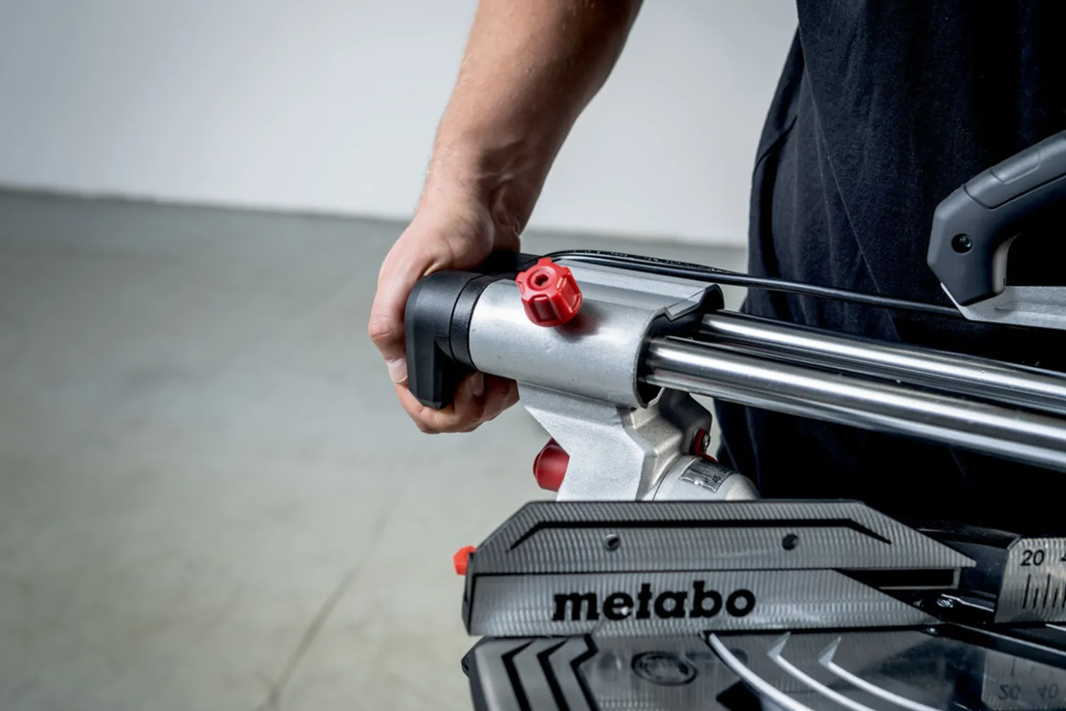 Ukośnica Metabo KGS 305 M