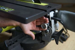 Ukośnica Ryobi RTMS1800-G