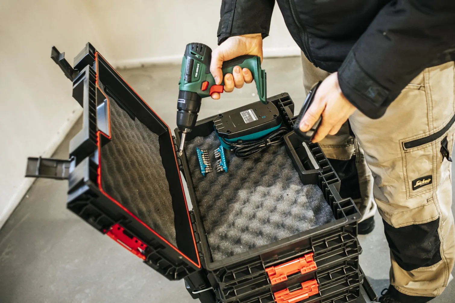 Walizka do elektronarzędzi Qbrick System PRO TOOLCASE MFI
