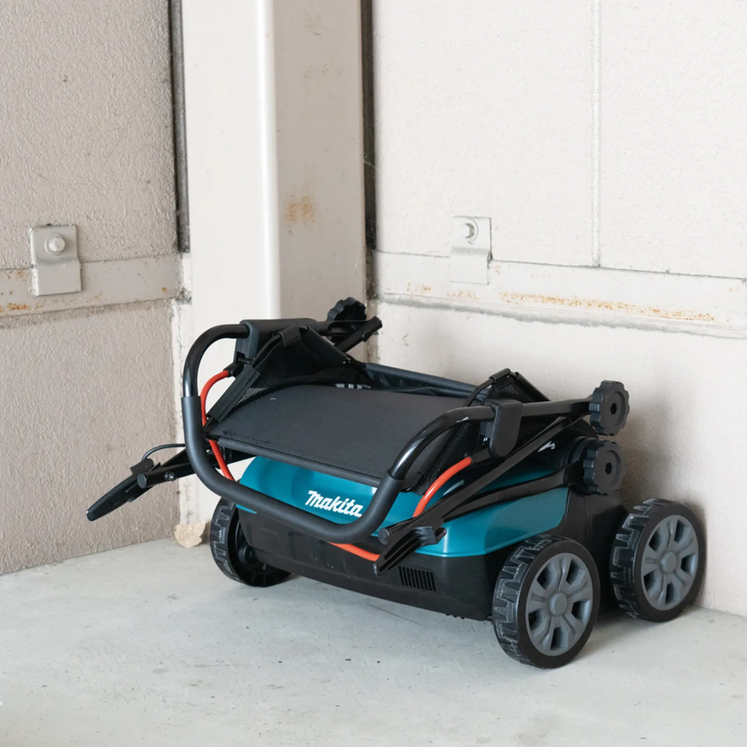 Wertykulator Makita DUV320Z