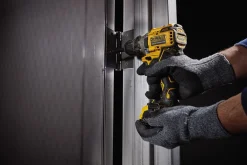 Wiertarko-wkrętarka DeWalt DCD701D2