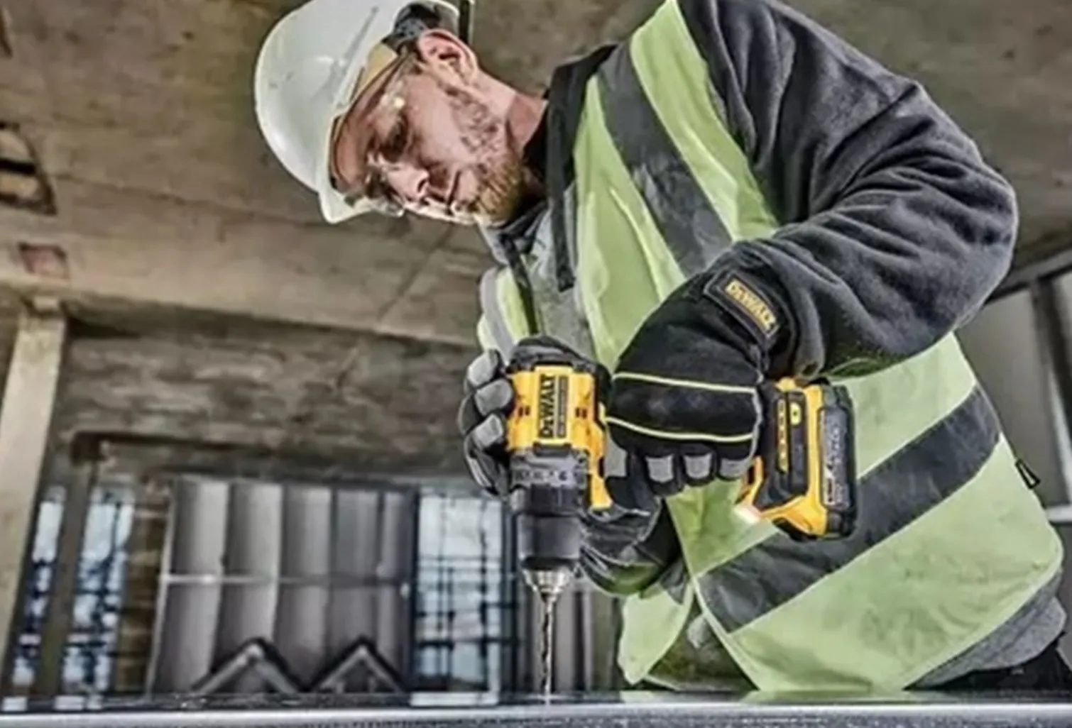 Wiertarko-wkrętarka DeWalt DCD800E1T