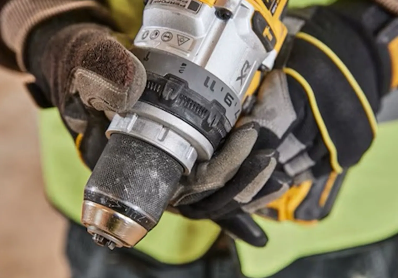 Wiertarko-wkrętarka udarowa DeWalt DCD1007H2T
