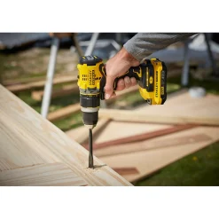 Wiertarko-wkrętarka udarowa Stanley FatMax V20 SFMCD721M2K 2x4,0Ah