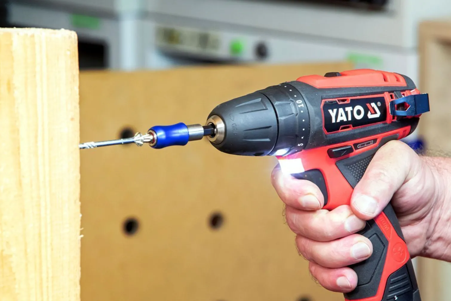 Wiertarko-wkrętarka Yato YT-82901