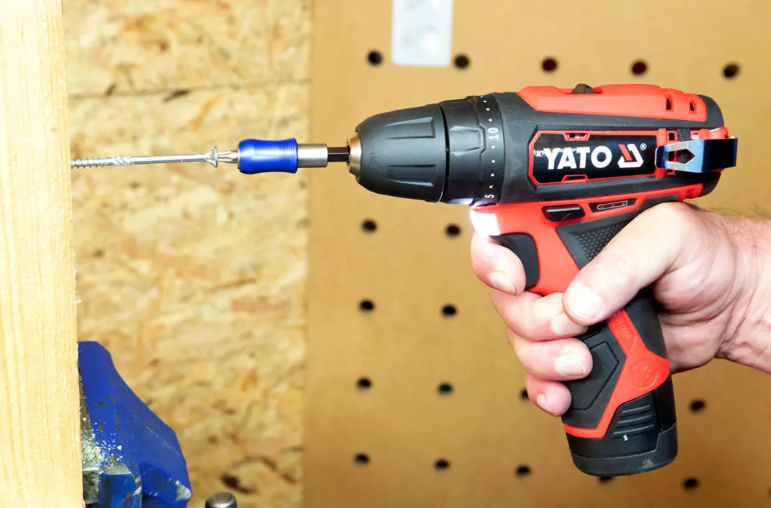 Wiertarko-wkrętarka Yato YT-82901