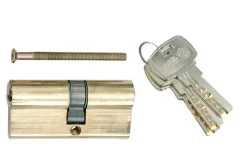 Wkładka symetryczna mosiężna 31/31 Vorel 77200
