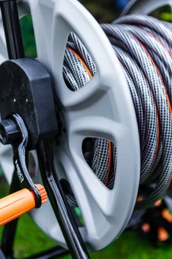 Wąż ogrodowy 1/2" 50m Neo PROFESSIONAL 15-842
