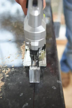 Wyrzynarka Ryobi RJS1050-K
