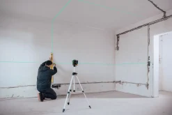 Zielony laser krzyżowy płaszczyznowy 3x360° Geo-Fennel AXEO 3D