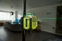 Zielony laser liniowy Ryobi RB360GLL