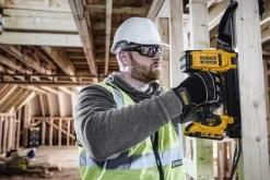 Zszywacz dla elektryków DeWalt DCN701D2